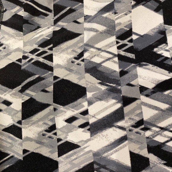 Victoria's Secret Victoria Sport Knockout Crop Capri Leggings Size Medium VGC - Picture 2 of 4